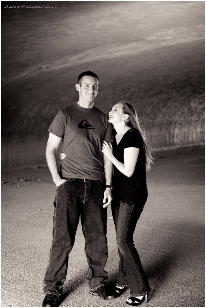 Engagement Photos by Jill Lauren Photography - McCormick Lake_0006.jpg